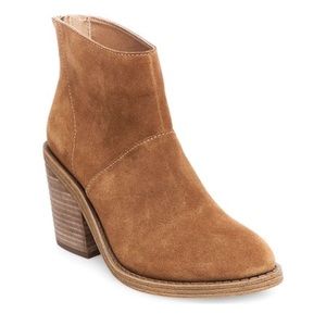Steve Madden Shrine tan booties